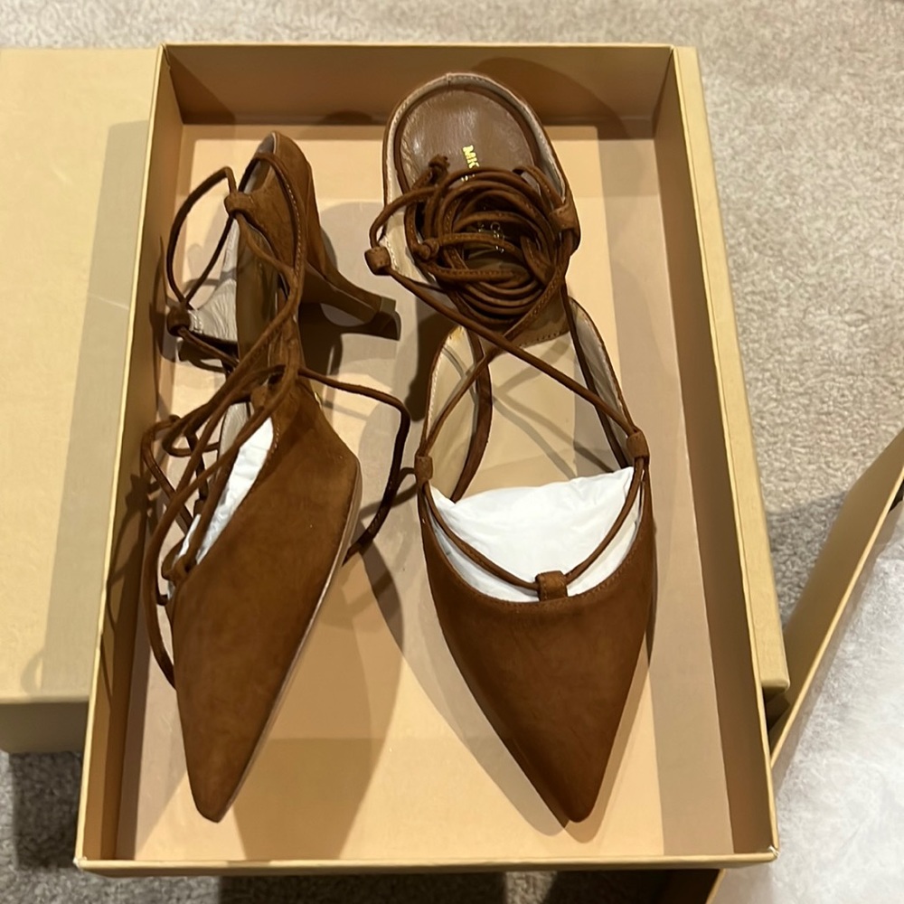 MICHAEL KORS COLLECTION Somers Runway Lace-up Pumps *NEW WITH BOX*